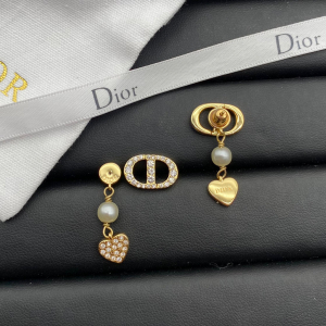 134.2 Dior Petit 耳環 3
